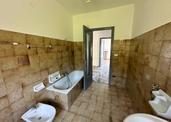 bagno - Casa indipendente Via Alle Valli
 
5, San Michele Mondovì - foto 11