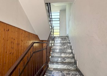 scala - Casa indipendente Via Alle Valli
 
5, San Michele Mondovì - foto 22