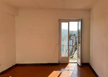 camera da letto - Appartamento Via XX Settembre
 
33, Niella Tanaro - foto 3