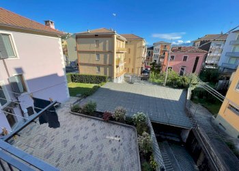 vista esterna - Stabile - Palazzo Via Quadrone
 
9, Mondovì - foto 10