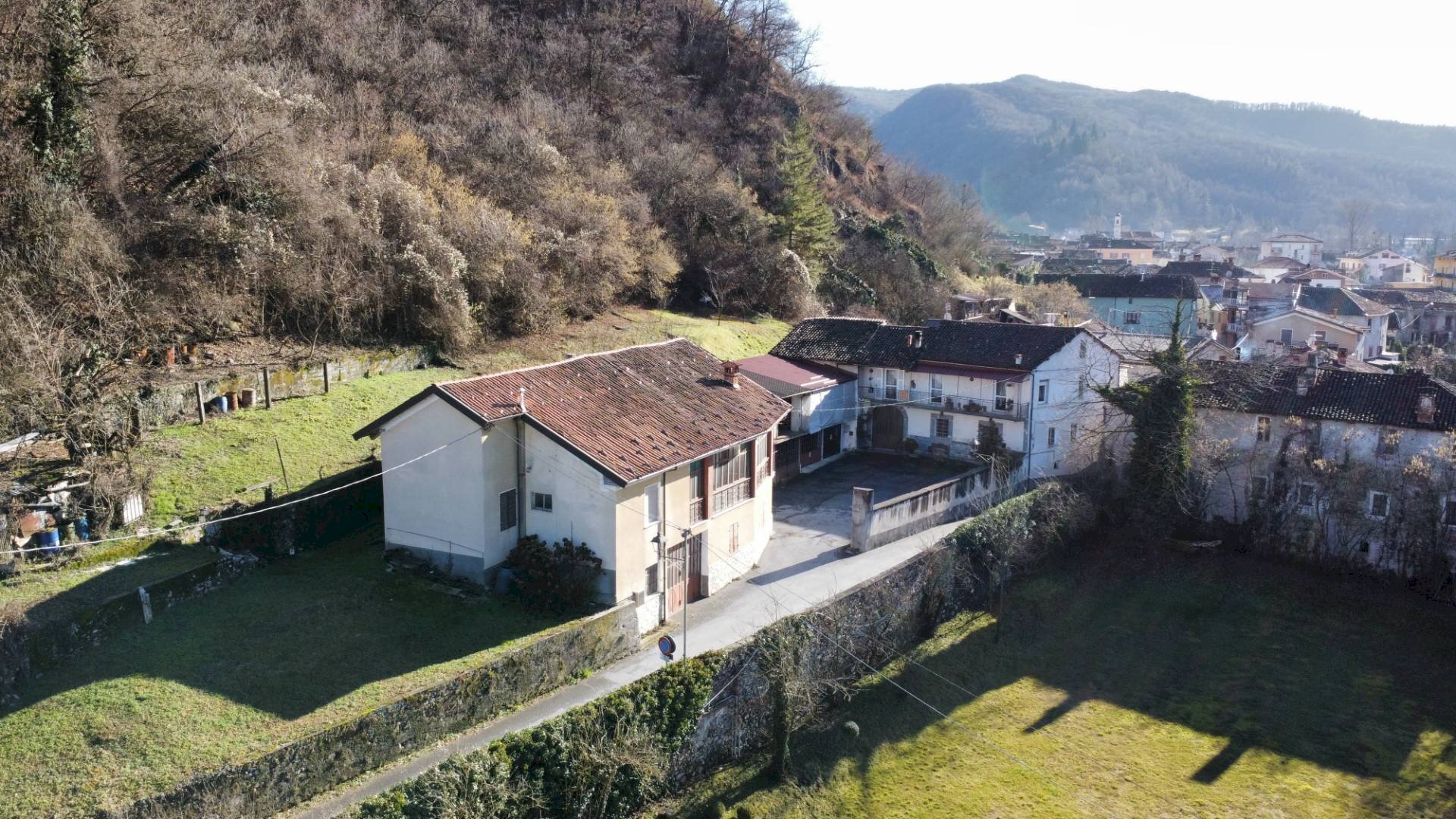esterno - Casa indipendente Via Roma
108, Torre Mondovì - foto 3