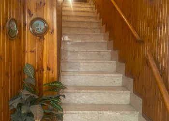 scale - Casa indipendente Via Roma
 
108, Torre Mondovì - foto 4