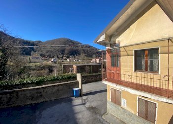 vista balcone - Casa indipendente Via Roma
 
108, Torre Mondovì - foto 10