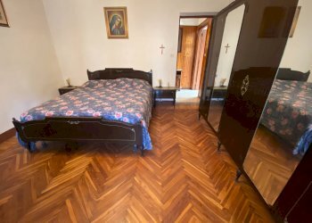 camera da letto - Casa indipendente Via Roma
 
108, Torre Mondovì - foto 14