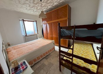 camera matrimoniale - Bilocale Via Tetti
 
2, Roburent - foto 6