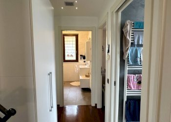 disimpegno - Appartamento prov.le Val Corsaglia
 
1, Monastero di Vasco - foto 10