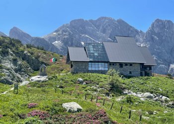 Rifugio Garelli - Stabile - Palazzo Via Gallini Soprani
 
3, Roccaforte Mondovì - foto 13