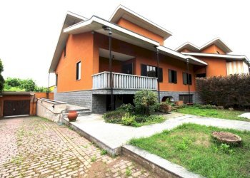 IMG_7009 - Casa semi indipendente Via General Zaffiri
 
6, Ciriè - foto 1