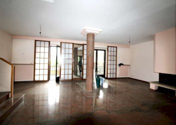 IMG_7036 - Casa semi indipendente Via General Zaffiri
 
6, Ciriè - foto 5