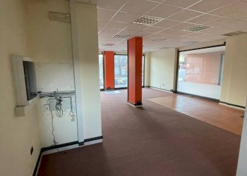 Foto 8 - Commercial Premises Strada Carignano
 
25, Moncalieri - photo 8