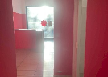 Foto 4 - Commercial Premises Strada Carignano
 
23, Moncalieri - photo 4