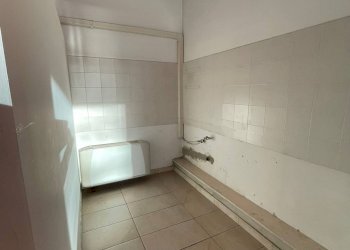 Foto 14 - Commercial Premises Strada Carignano
 
23, Moncalieri - photo 14