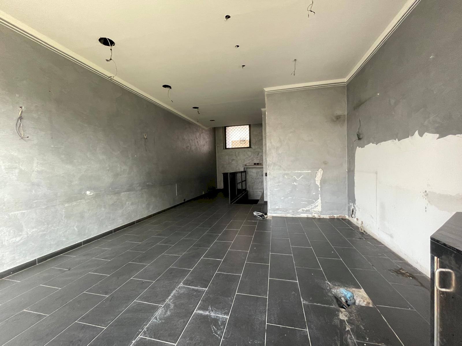 Foto 3 - Locale Commerciale Via Stupinigi
 
4, Nichelino - foto 3