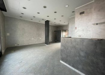 Foto 4 - Locale Commerciale Via XXV Aprile
 
67, Nichelino - foto 4