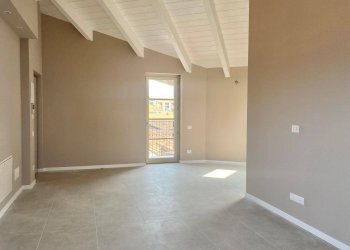 Foto 14 - Quadrilocale VIA MAZZINI
 
37, Rivoli - foto 14