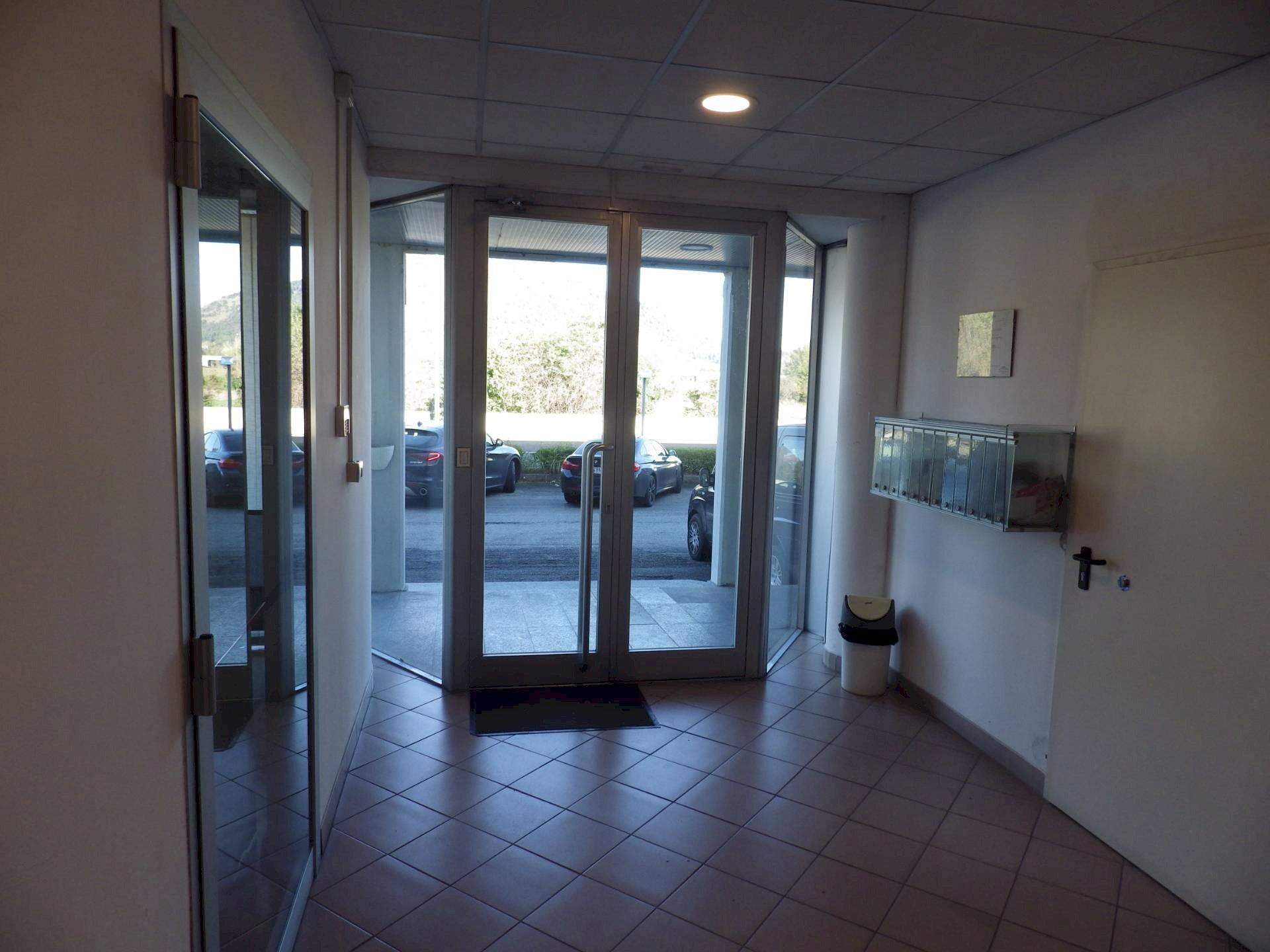 Foto 2 - Locale Commerciale CORSO MONCENISIO
 
63, Rosta - foto 2