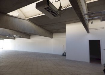 Foto 6 - Locale Commerciale CORSO MONCENISIO
 
63, Rosta - foto 6