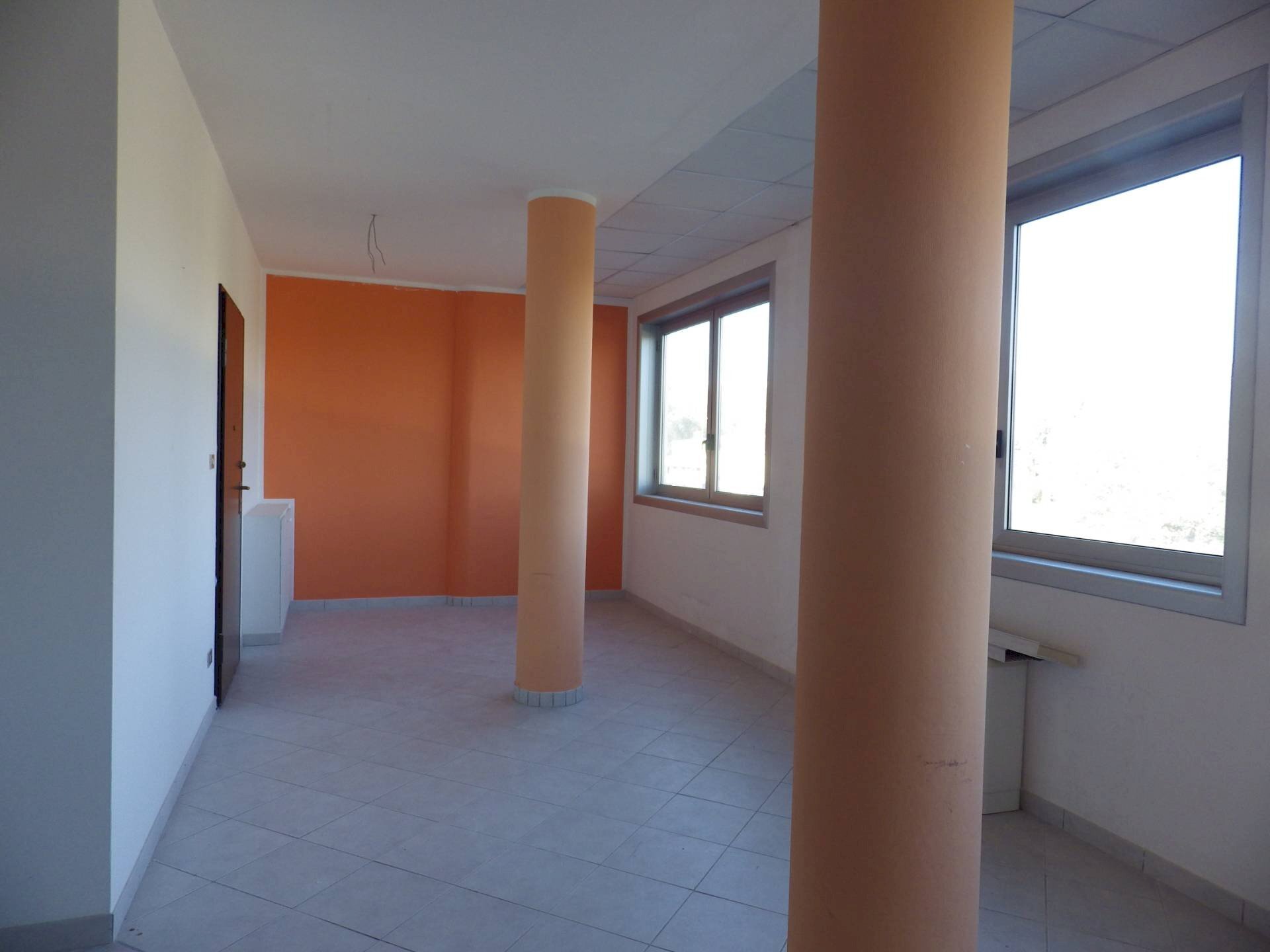 open space - Ufficio CORSO MONCENISIO
 
63, Rosta - foto 2