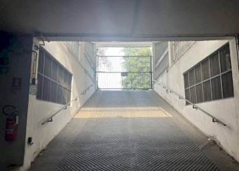 Foto 2 - Box via Siena
 
19, Rivoli - foto 2