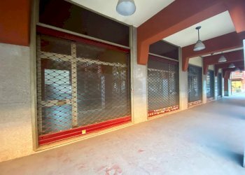 Foto 1 - Locale Commerciale VIA VACCHIERI
 
6, Collegno - foto 1