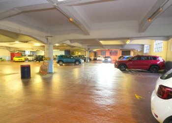 Foto 1 - Commercial Premises VIA ISSIGLIO
 
76, Torino - photo 1