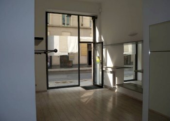 Foto 5 - Negozio Via XX settembre
18, Torino - foto 4
