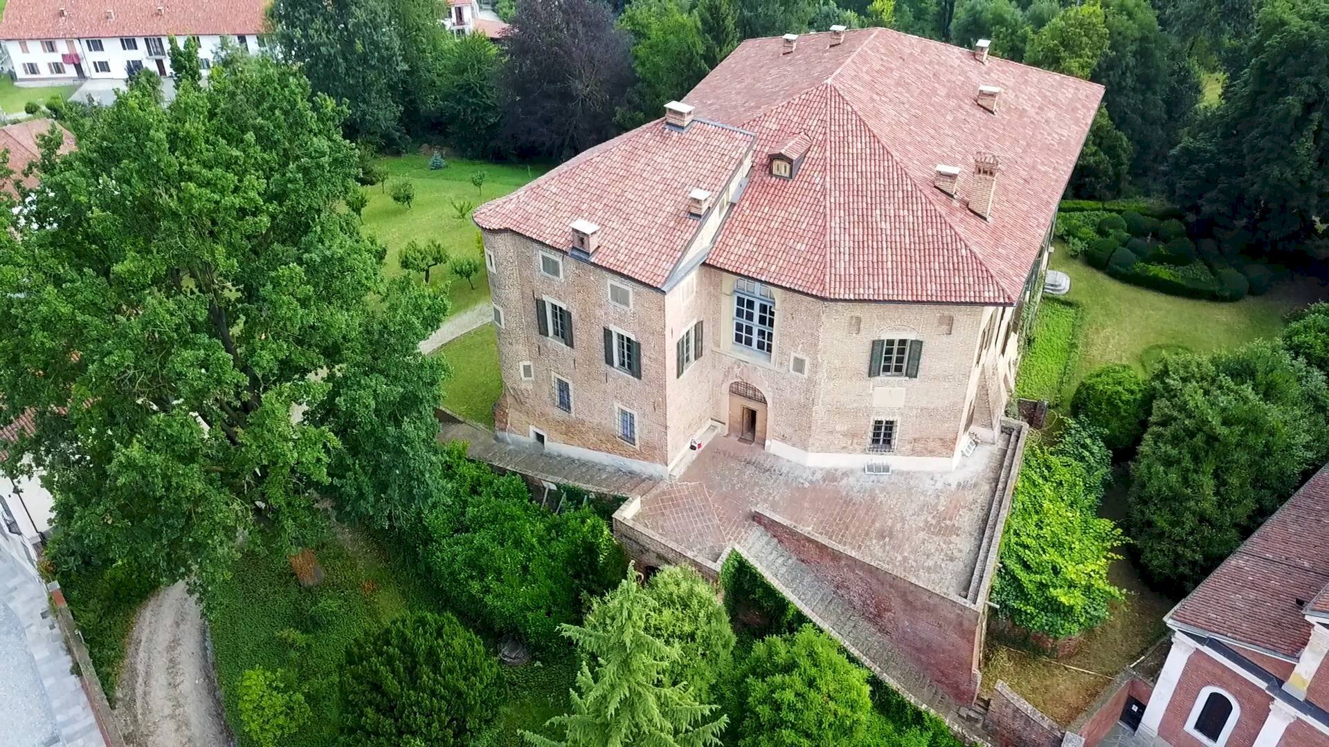 Foto 2 - Castello Piazza Piemonte
 
38, Roatto - foto 2