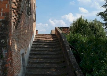 Foto 12 - Castello Piazza Piemonte
 
38, Roatto - foto 12