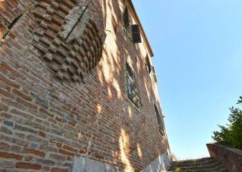 Foto 48 - Castello Piazza Piemonte
 
38, Roatto - foto 48