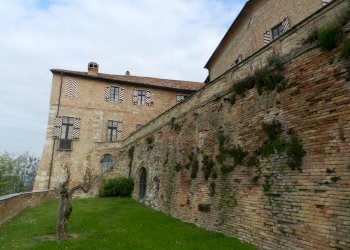 Foto 4 - Castello piazza Umberto I
 
4, Montiglio Monferrato - foto 4