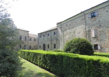 Foto 16 - Castello piazza Umberto I
 
4, Montiglio Monferrato - foto 16