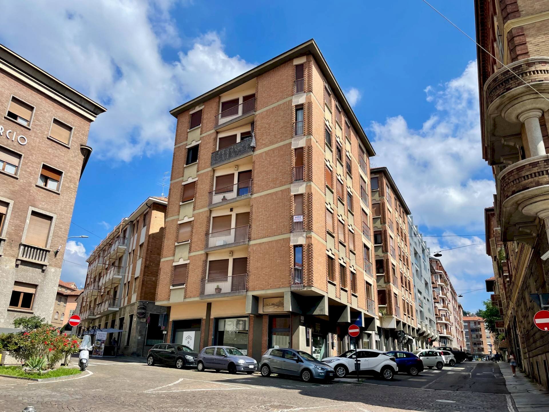 Foto 2 - Quadrilocale via Massimo d'Azeglio
 
2, Asti - foto 2