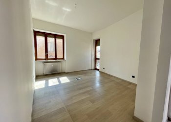 Foto 16 - Quadrilocale via Massimo d'Azeglio
 
2, Asti - foto 16