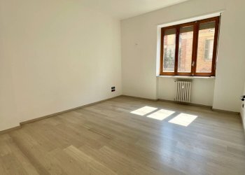 Foto 8 - Ufficio via Massimo d'Azeglio
 
2, Asti - foto 8