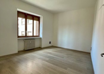 Foto 21 - Ufficio via Massimo d'Azeglio
 
2, Asti - foto 21