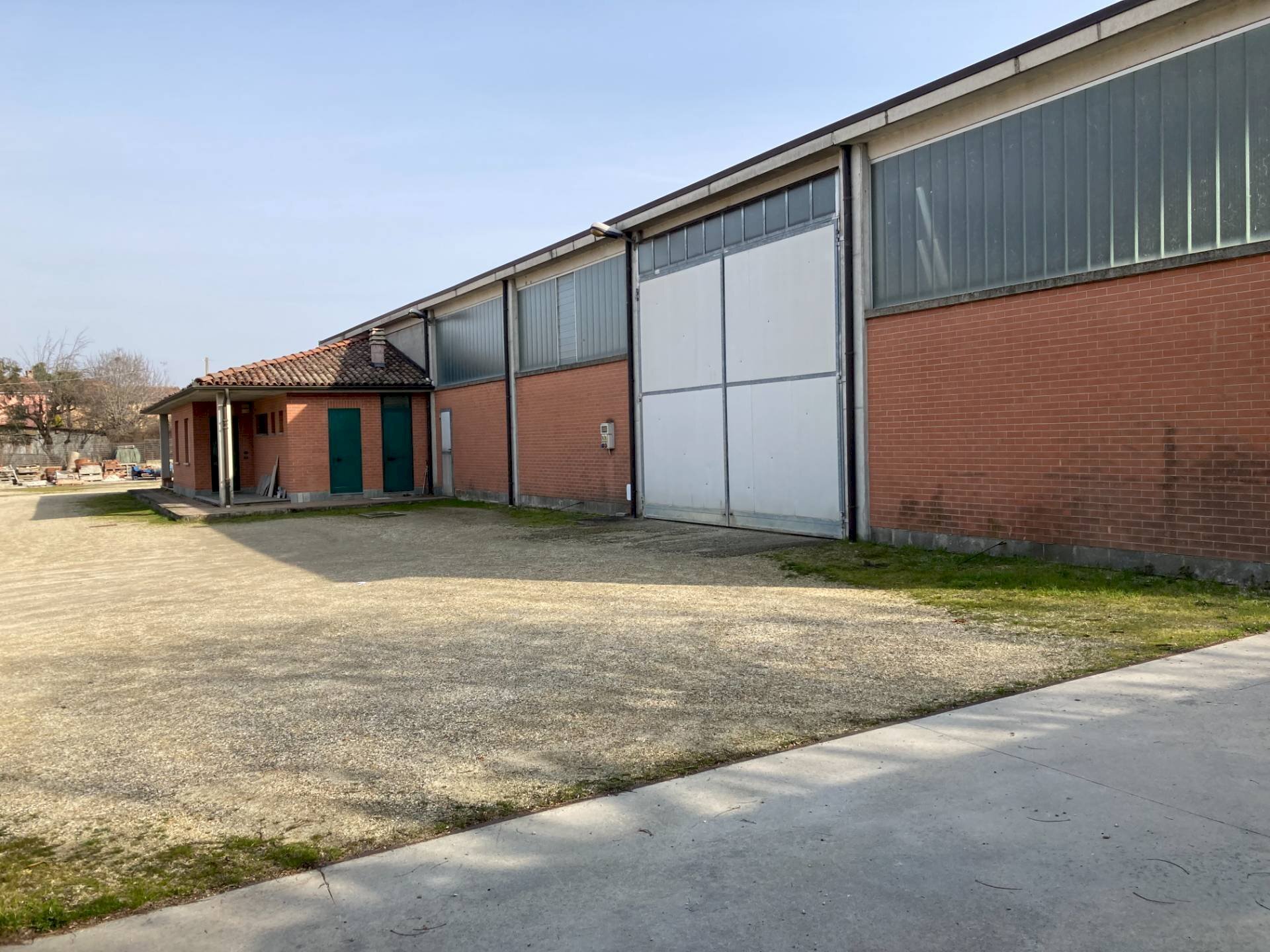 Foto 2 - Capannone via serracastello
 
3/C, Grana Monferrato - foto 2