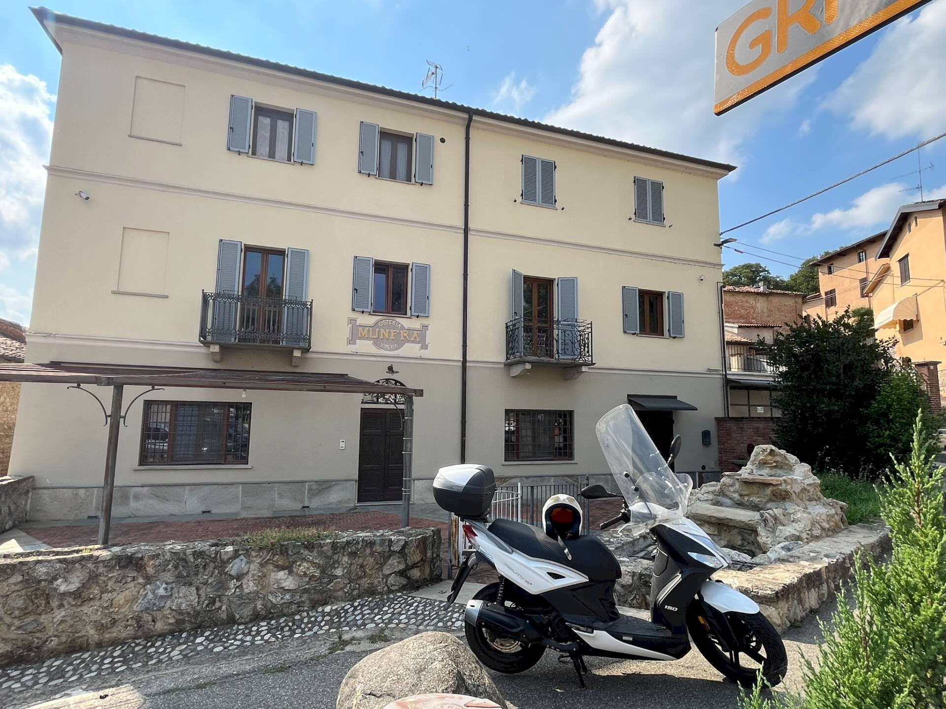 Foto 3 - Stabile - Palazzo Piazza Vittorio Emanuele
 
3, Alfiano Natta - foto 3