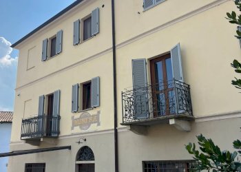 Foto 2 - Stabile - Palazzo Piazza Vittorio Emanuele
 
3, Alfiano Natta - foto 2