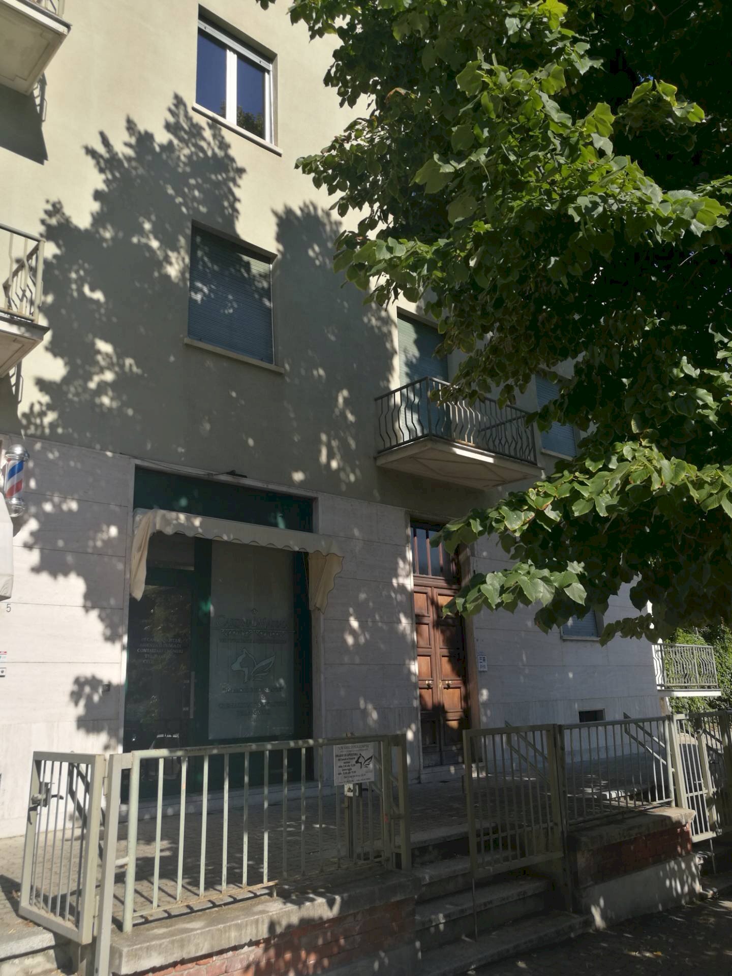 Foto 3 - Locale Commerciale piazza Lugano
 
1, Asti - foto 3