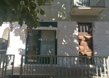 Foto 1 - Locale Commerciale piazza Lugano
 
1, Asti - foto 1