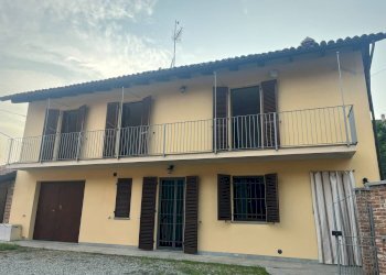 Foto 1 - Rustico via Alfieri
 
142, Cocconato - foto 1