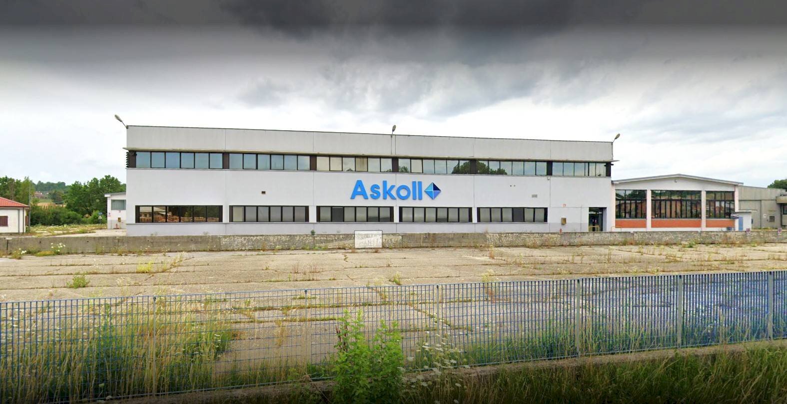 Foto 1 - Magazzino strada Statale
 
99, Castell'Alfero - foto 1