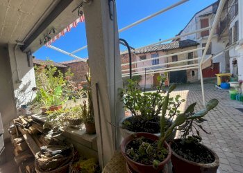 Foto 9 - Locale Commerciale piazza Umberto I
 
4, Piovà Massaia - foto 9