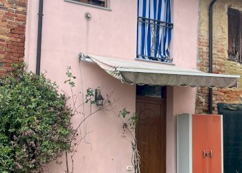 Foto 14 - Locale Commerciale piazza Umberto I
 
4, Piovà Massaia - foto 14