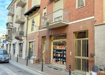 Esterno - Trilocale via XX Settembre, Chieri - foto 1