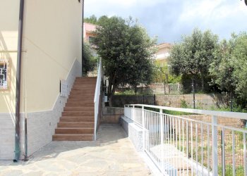 Foto 27 - Bilocale Via Piave
 
56, Pietra Ligure - foto 27