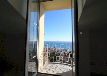 Foto 48 - Bilocale Via Piave
 
56, Pietra Ligure - foto 45