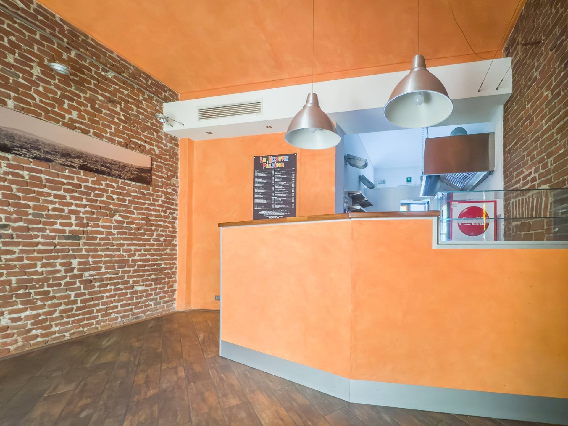 Foto 2 - Commercial Premises Via Brunetta
 
22, Torino - photo 2