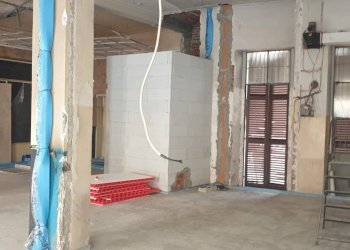 Interno locale - Commercial Premises Via Pont
 
2, Torino - photo 5