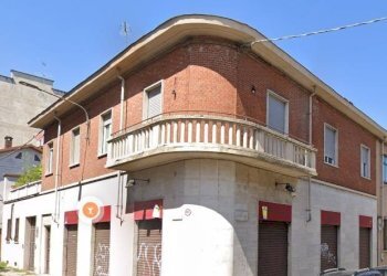 Via Pont - Commercial Premises Via Pont
 
2, Torino - photo 12